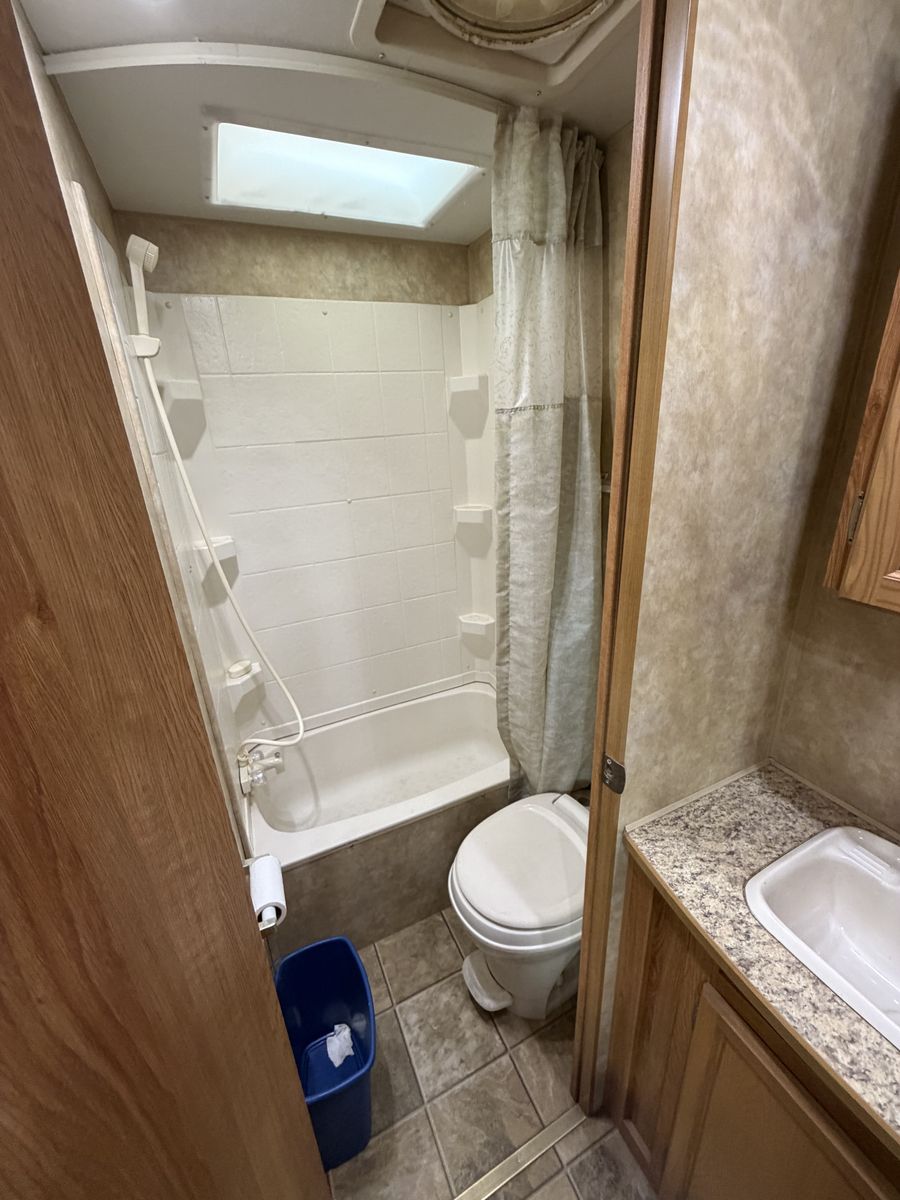 Main image 11