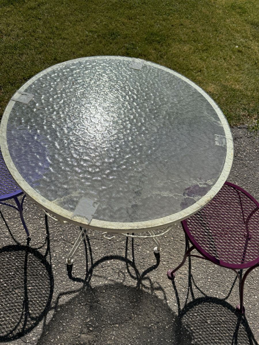 Main image 3