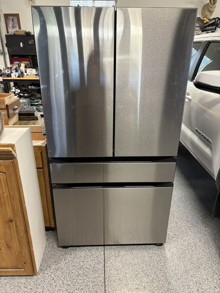 Samsung 29 cf Refridgerator with Ice and water