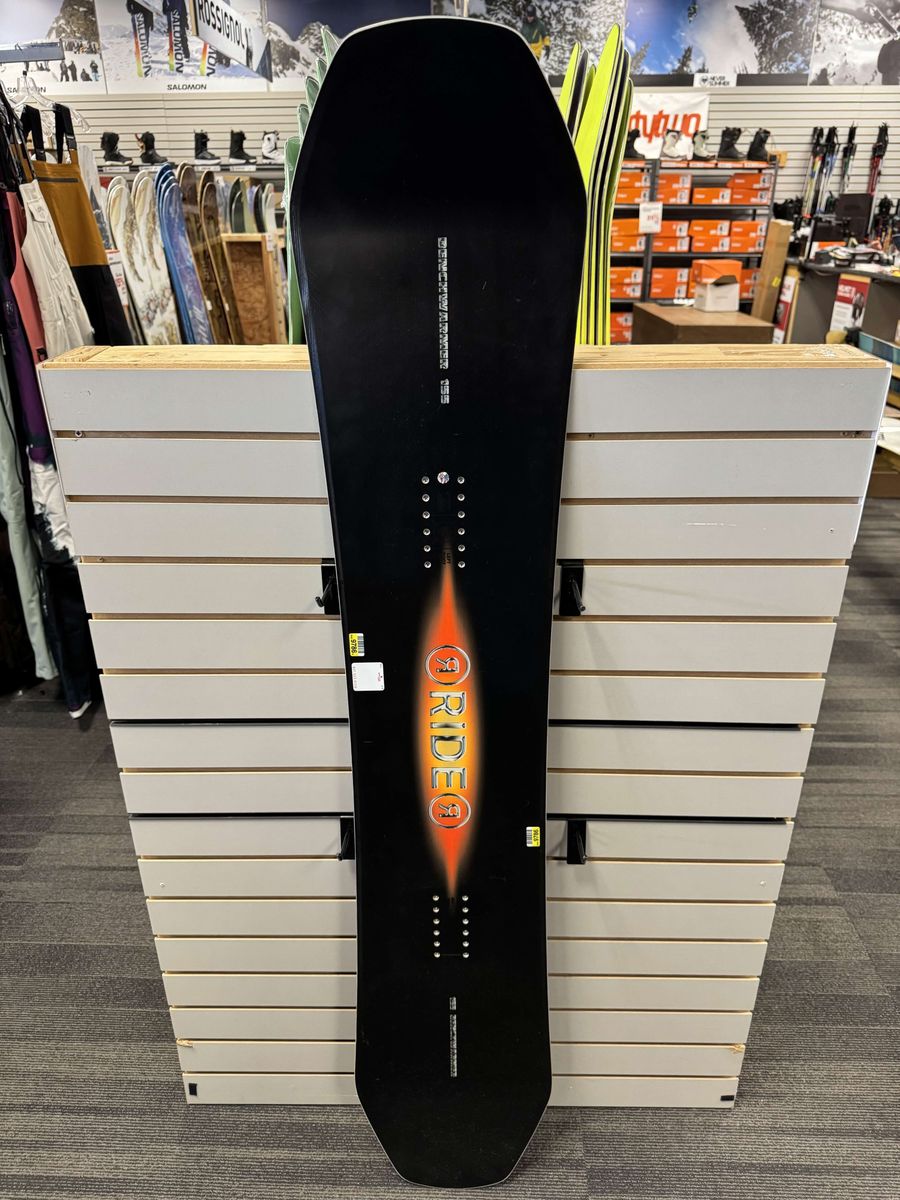 Ride Benchwarmer 155cm Snowboard - Used (2026)