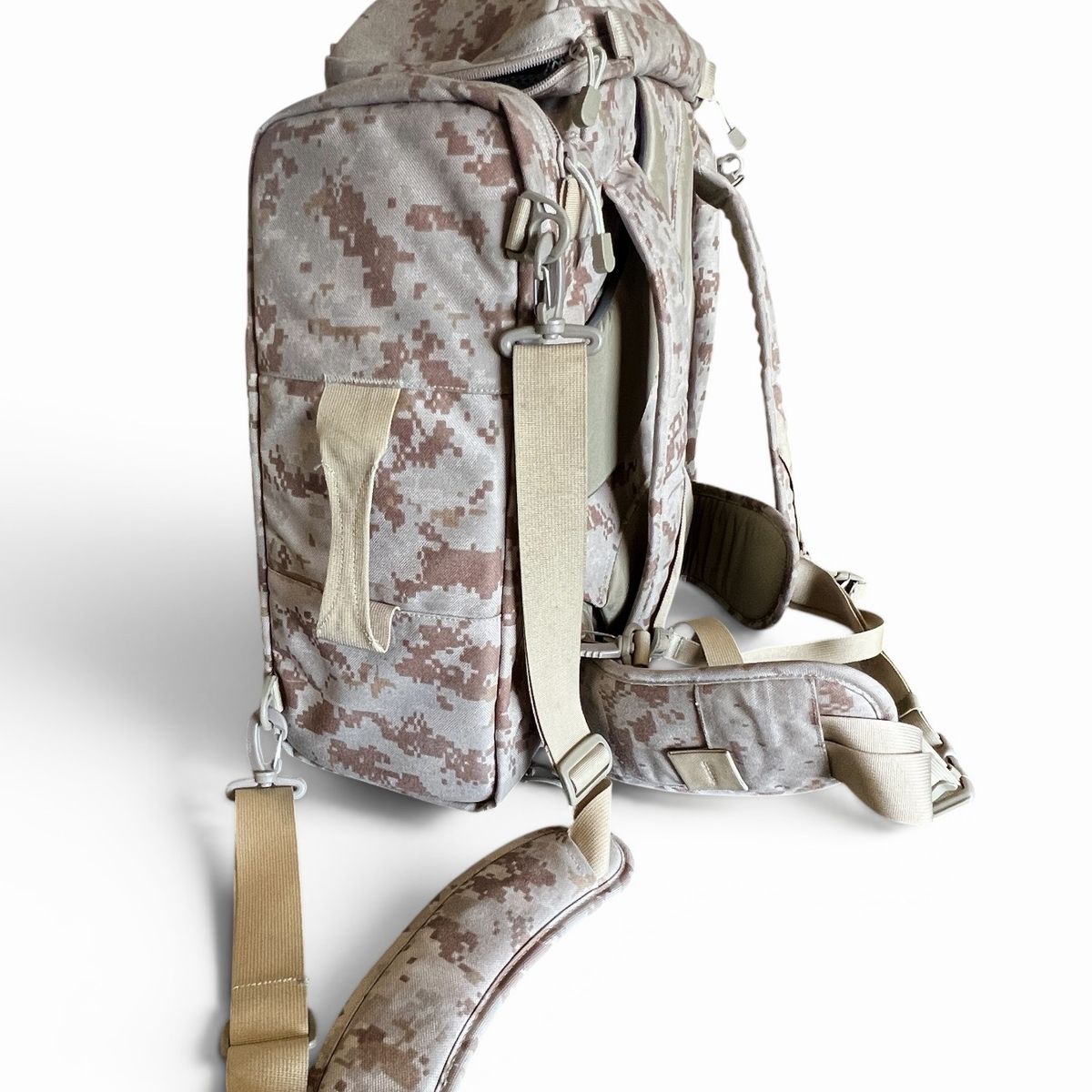 Main image 7