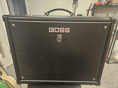 Roland BOSS Katana-100 MkII 100-Watt 1x12 Guitar Combo Amplifier - Black
