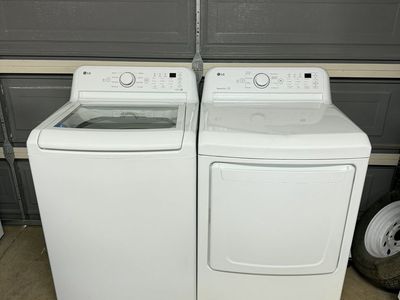 LG Washer and Gas Dryer - Excellent Condition