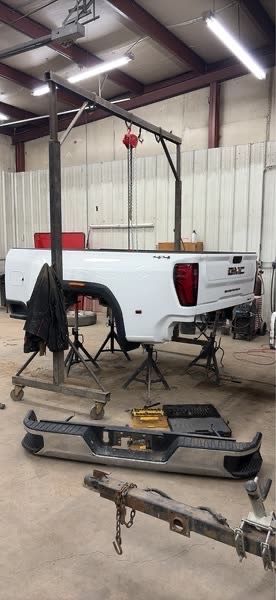 2024 GMC 3500 DRW Dually Bed
