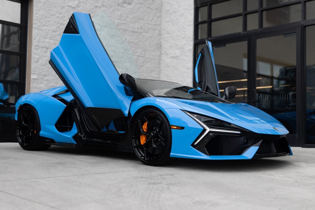 2026 Lamborghini Revuelto Base