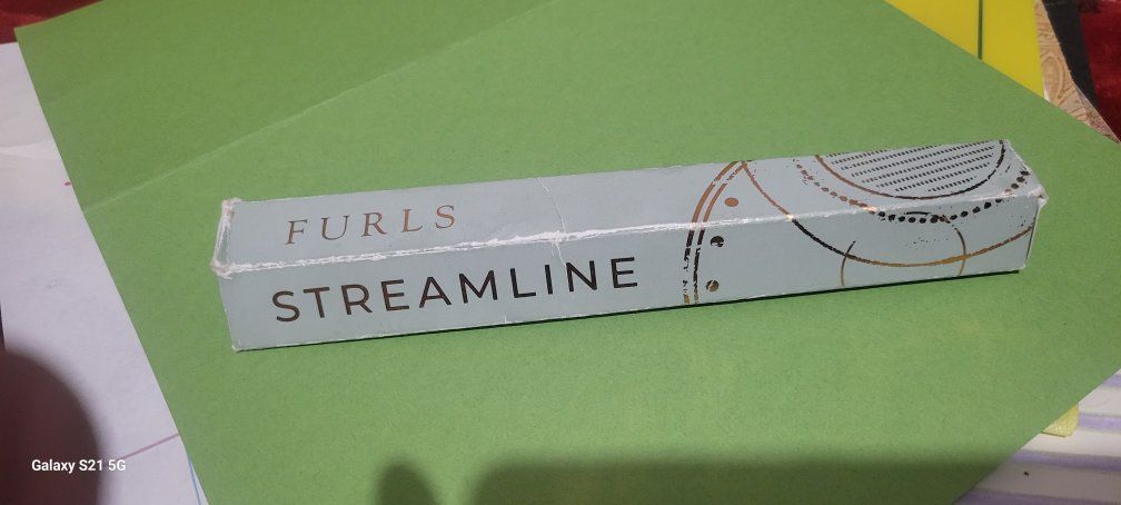 Furls Streamline wooden crochet hook szf