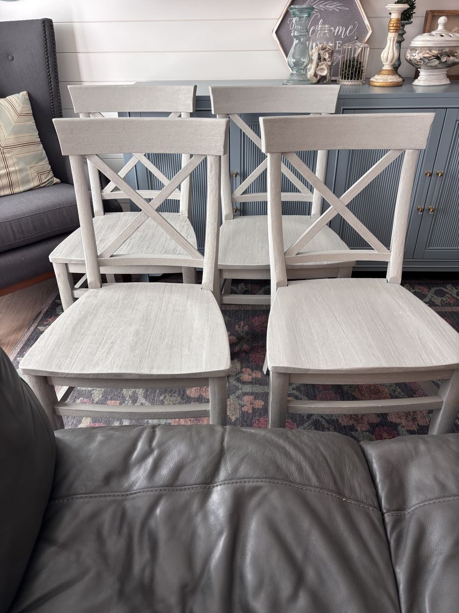 Gorgeous Set Of 4 Pottery Barn Aaron Dining Chairs In Gray Wash
