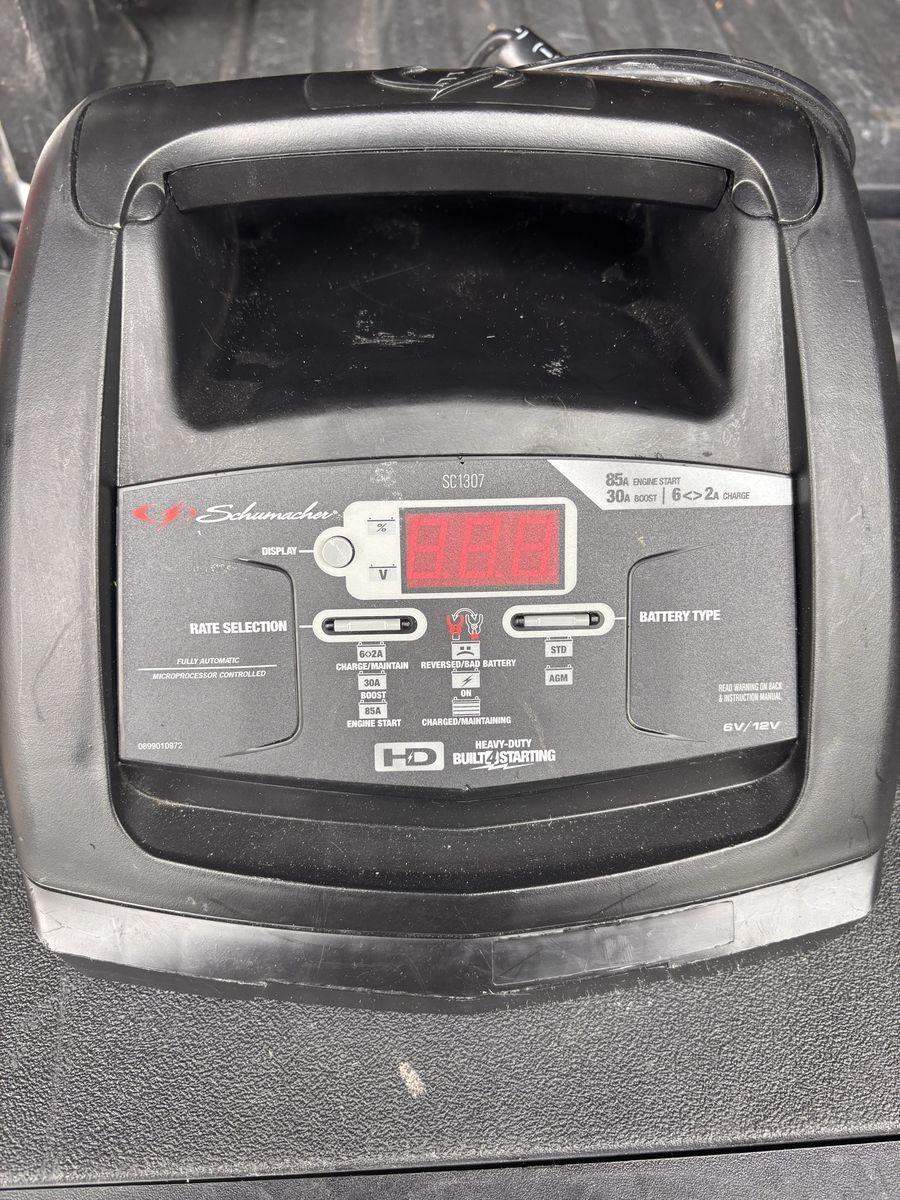 Schumacher Sc1307 Battery Charger/ Maintainer