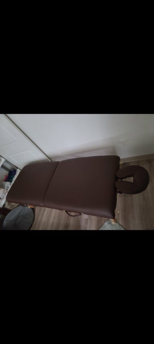 Earth Lite Portable Massage Table, Brown, Adjustable Height, Lightweight & Foldable for Spa, Therapy, Salon
