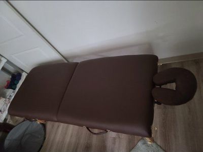 Earth Lite Portable Massage Table, Brown, Adjustable Height, Lightweight & Foldable for Spa, Therapy, Salon