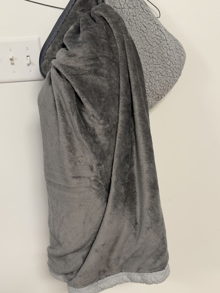 Main image 2