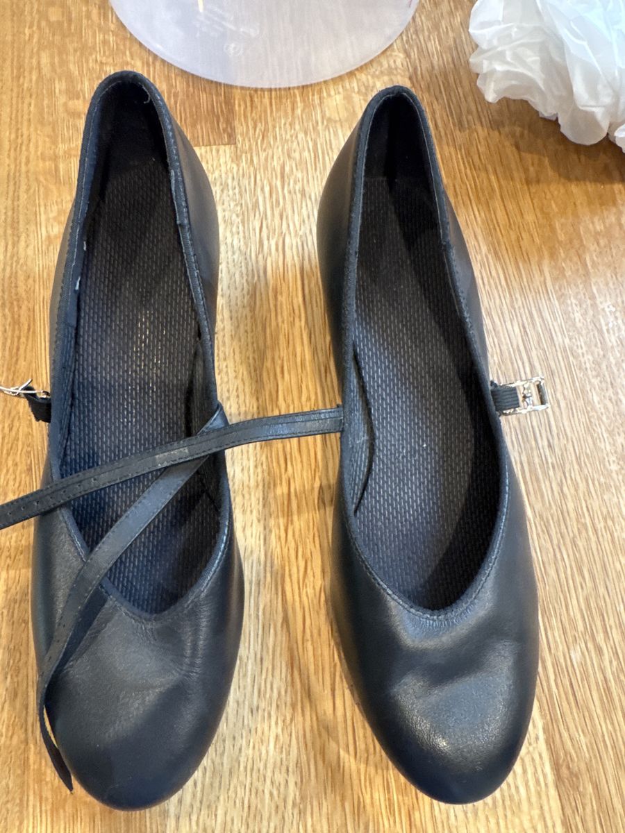Organ shoes, black, 8.5