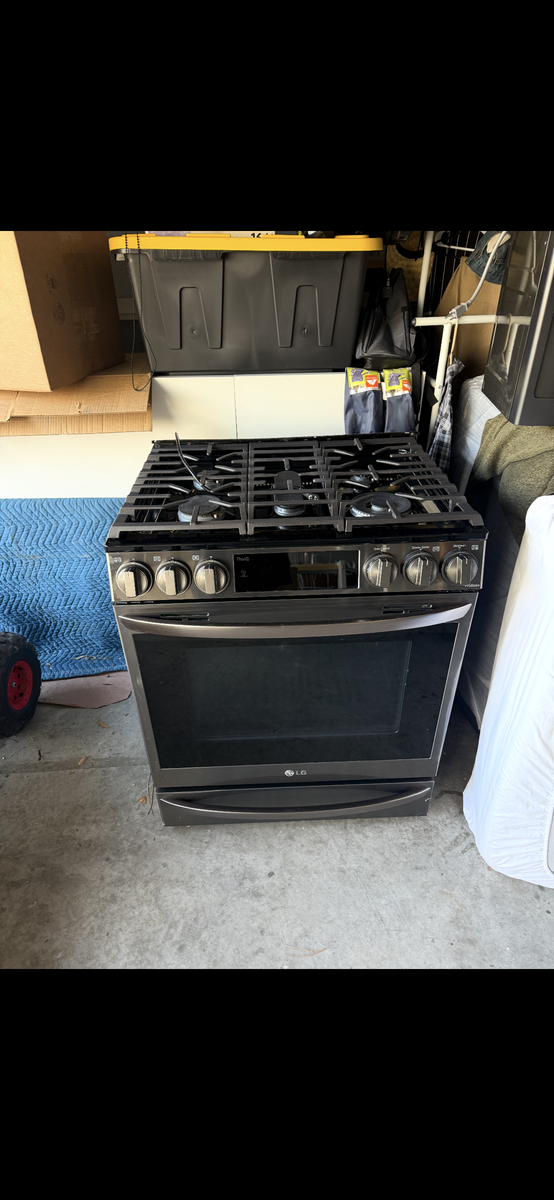 LG gas range