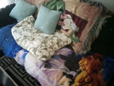 FREE FUTON