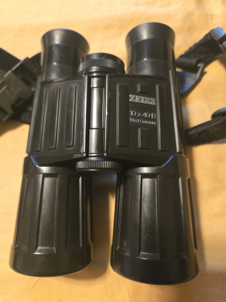 ZEISS 10x40 B West Germany Binoculars with Strap - Vintage Optics