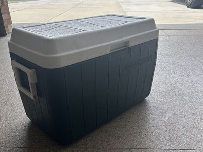 Coleman Hard Cooler Dark Green & Light Grey Vintag