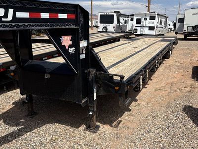 8.5x40 PJ Trailers Gooseneck Air Ride Equipment Trailer - 25.9K GVWR - Air Ride