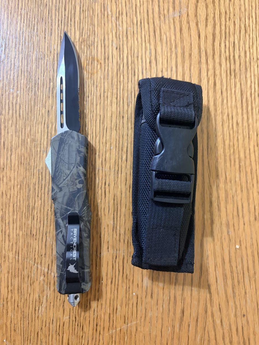 Ravencrest Tactical OTF Knife w/ Sheath – Camo Handle