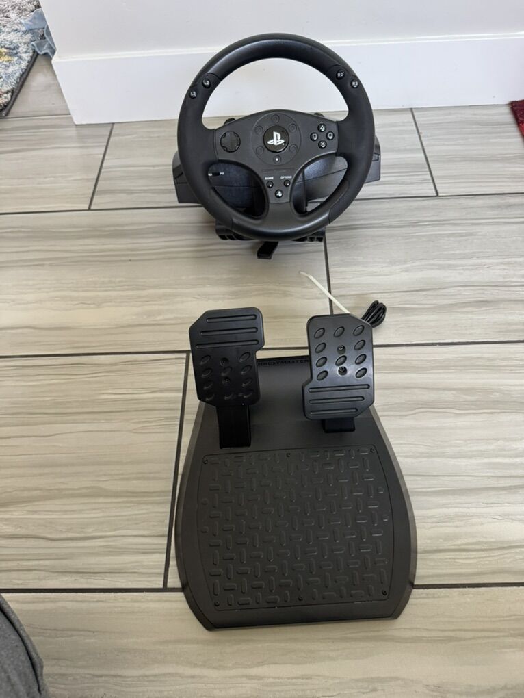 Trustmaster T80 Racing Wheel and Pedals for PS