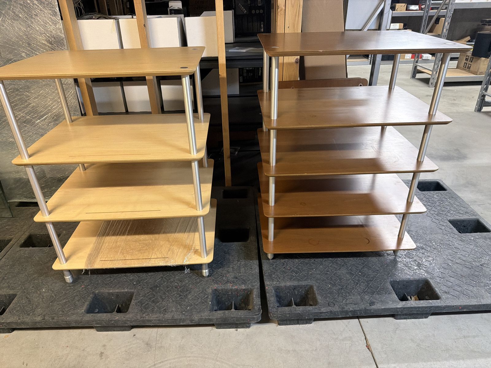 Audi / Video Component Racks