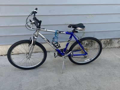 Diamond Back Mountain Bike 26 Inch Tires For Sale!