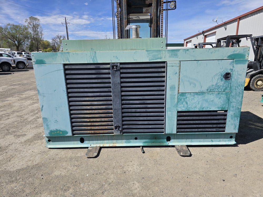 Onan 250kw 1/3 Phase Diesel Generator 716hrs