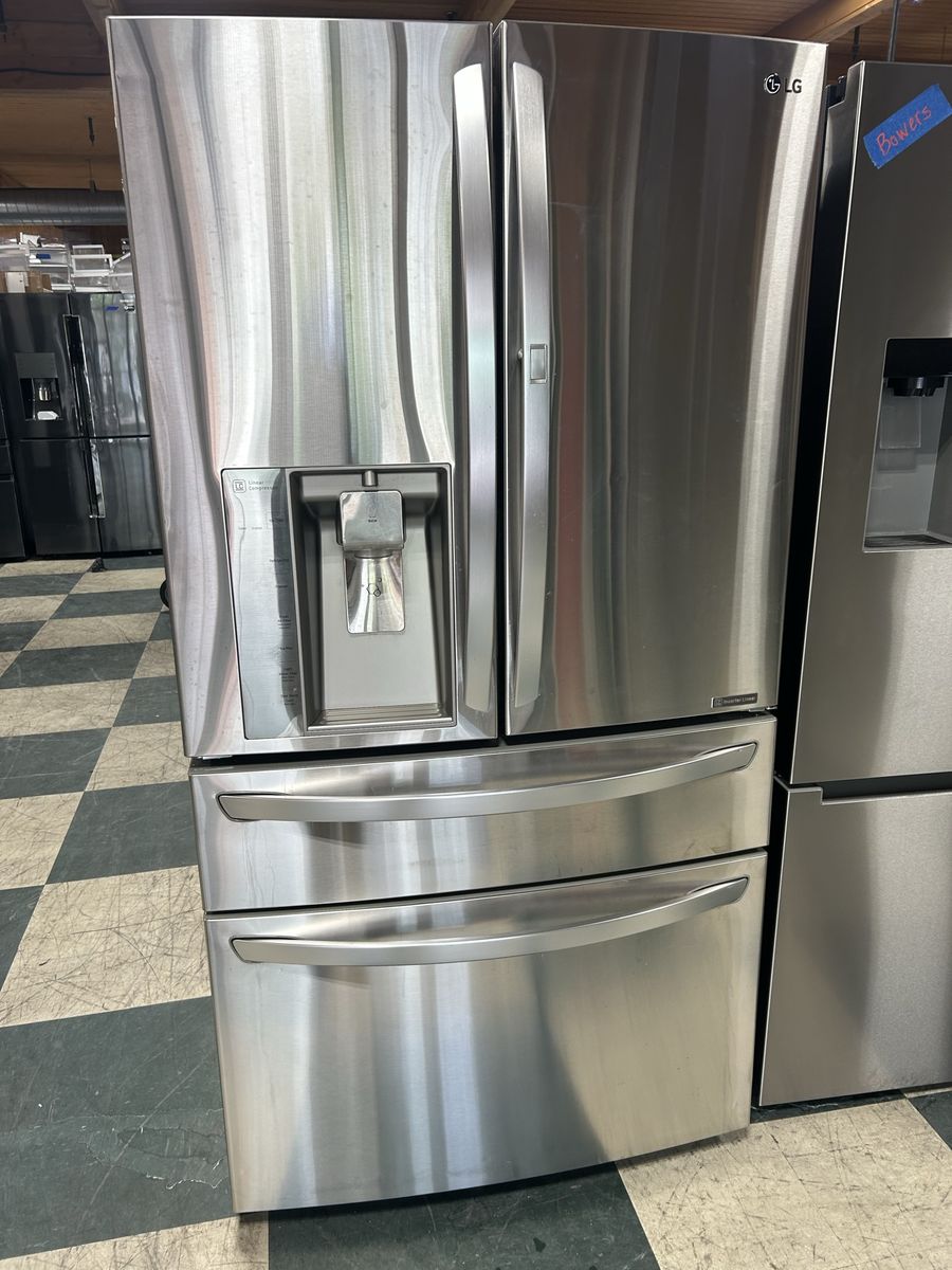 Memorial Day savings French Door Refrigerator with Ice & Water 3-Year Warranty