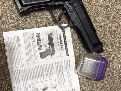 Daisy Powerline Model 340 .177 Cal BB Pistol with Manual and BBs