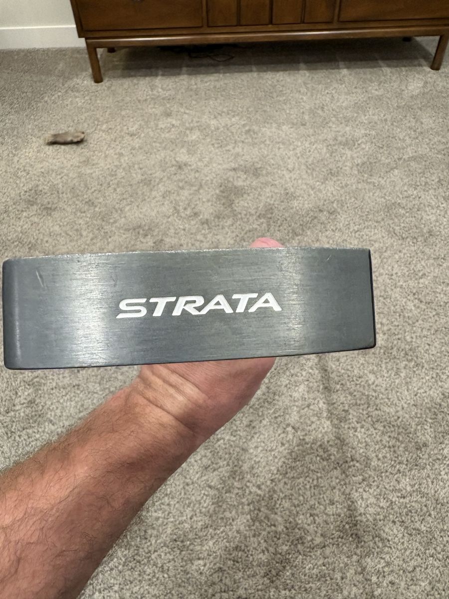 Strata ultimate putter