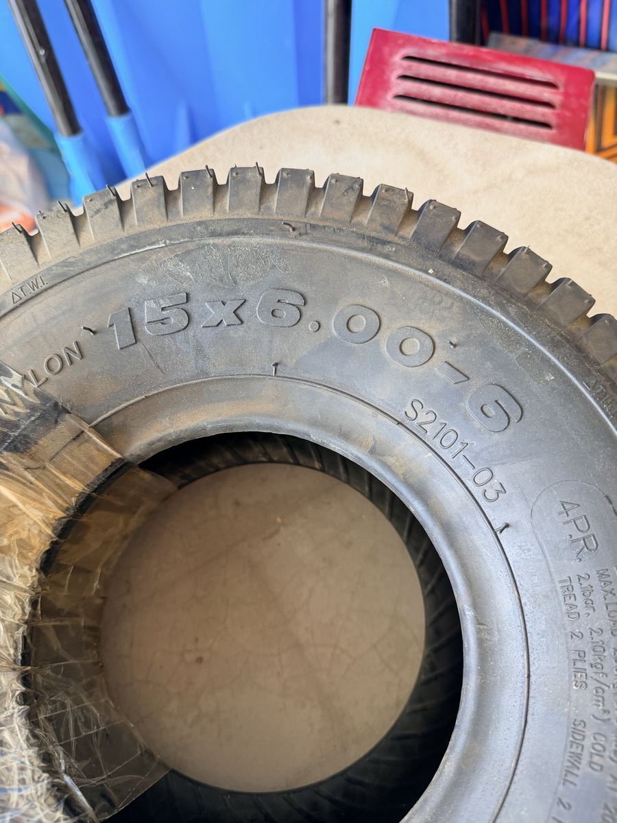 Unbranded 15x6.0-6 Nylon 2-Ply Lawn Mower Tire Tread S2101-03