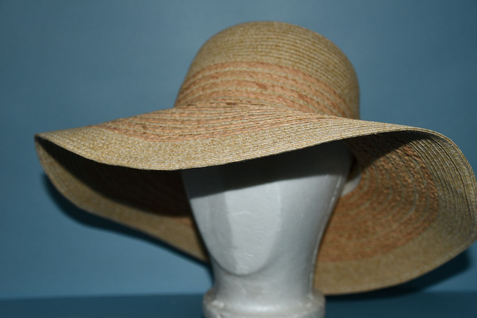 CUTE SUMMER HAT ~ ADJUSTABLE ~ BRIM LENGTH 4" ~ CUTE PATTERN ~ MADE in ITALY ~ CLEAN!