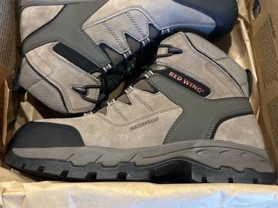 Red Wing Steel Toe Work Boots Sixe 11