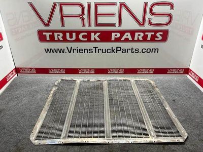 Peterbilt 385 Grille, Part # 13-04540