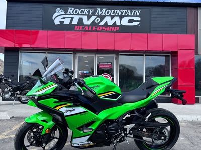 2025 Kawasaki Ninja® 500 KRT Edition SE ABS