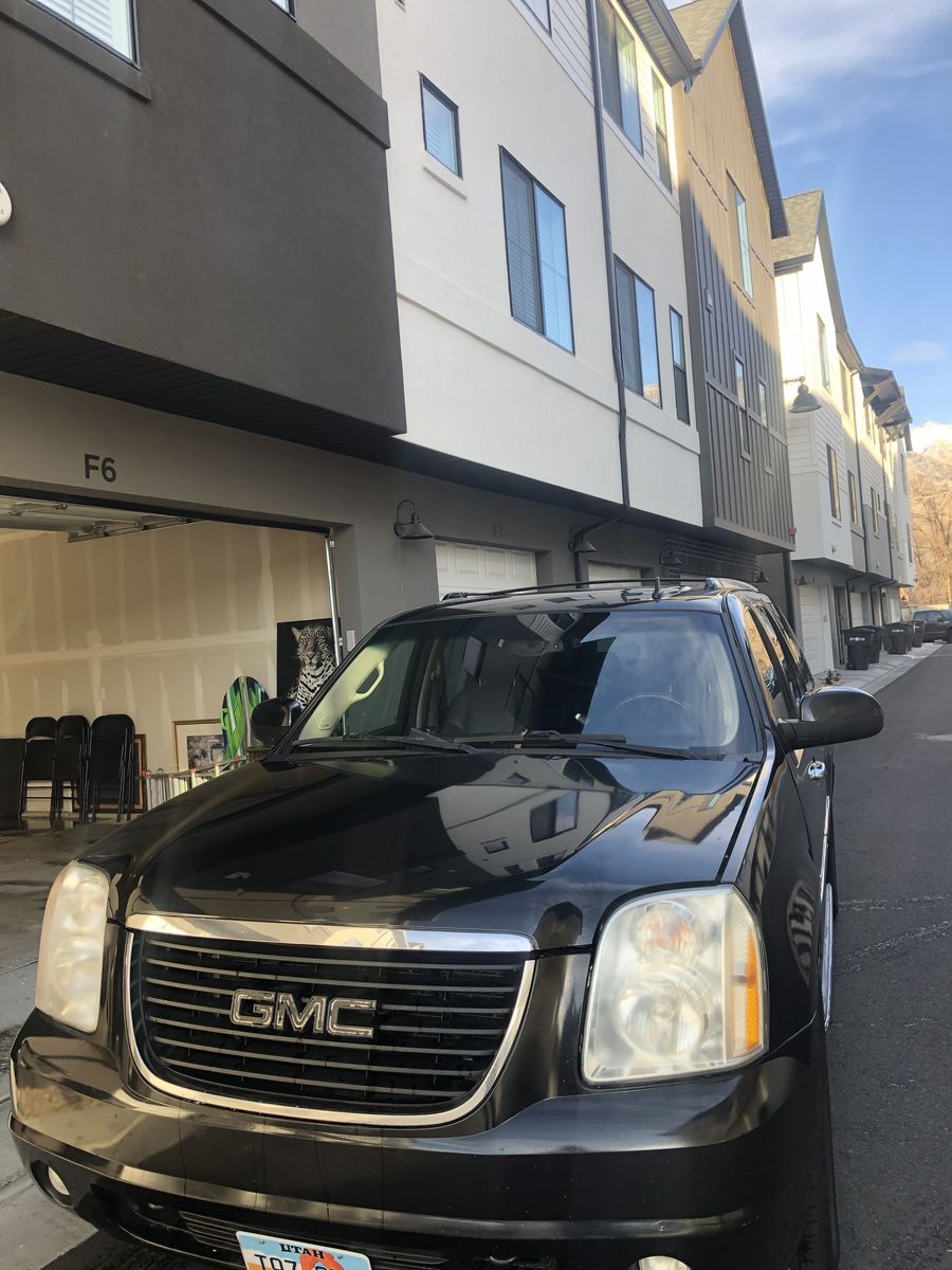 2011 GMC YUKON Denali