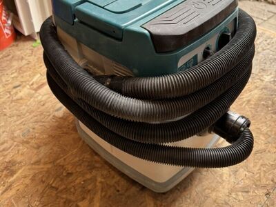 Makita 36v Cordless Vacuum