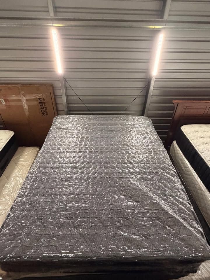 11” MEMORY FOAM MATTRESS – BRAND NEW – LAST UNIT MOVING SALE – WAREHOUSE CLEARANCE