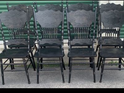 SET OF 8 GORGEOUS BLACK VINTAGE CHAIRS