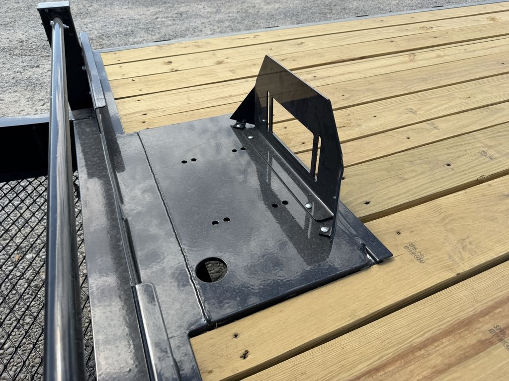 Main image 6