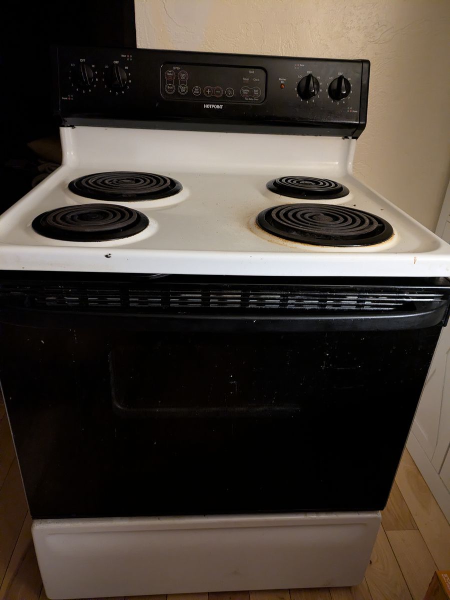 Stovetop Oven - Works - Hotpoint Brand