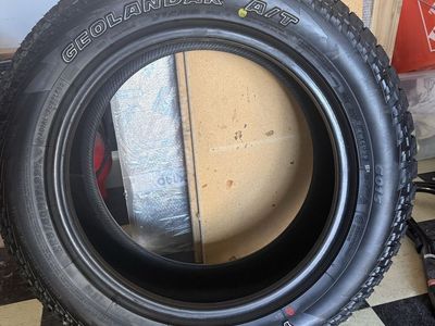 Yokohama Geolandar A/T G015 Tire - 225/60R17 99T All-Terrain
