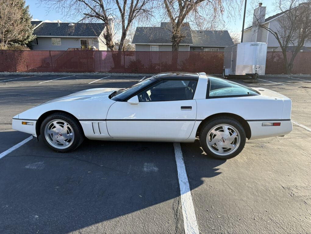1988 CHEVROLET CORVETTE