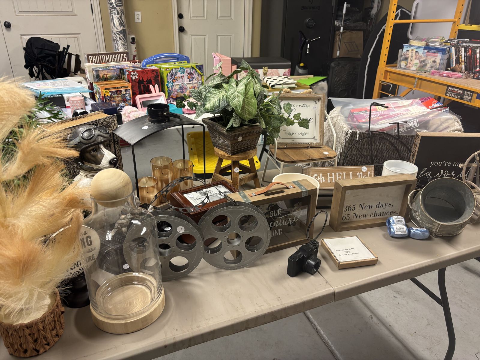 Main image 6