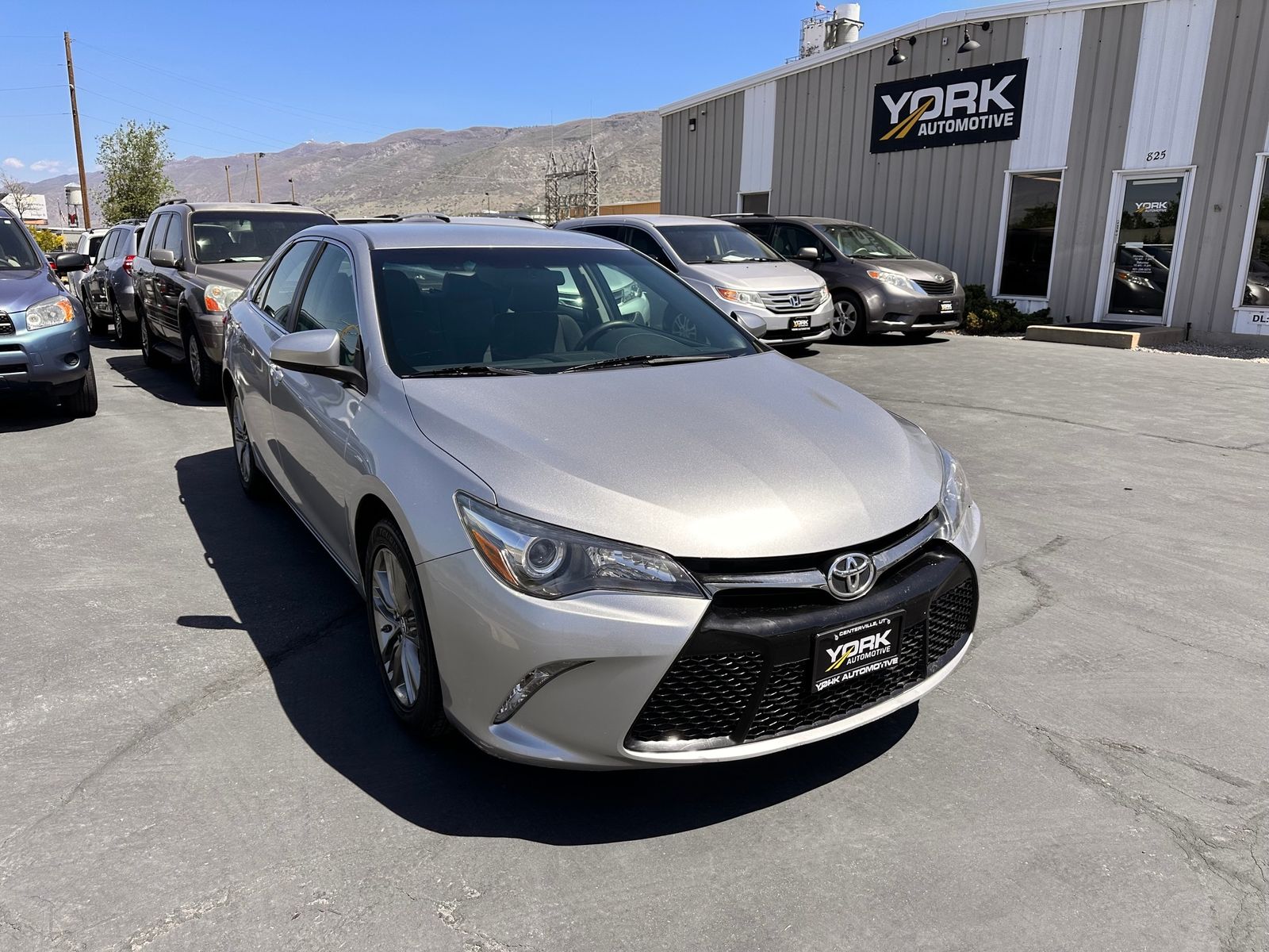 2016 Toyota Camry SE