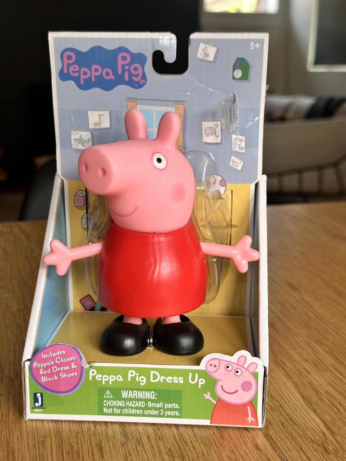 New - Peppa Pig Dress Up figure