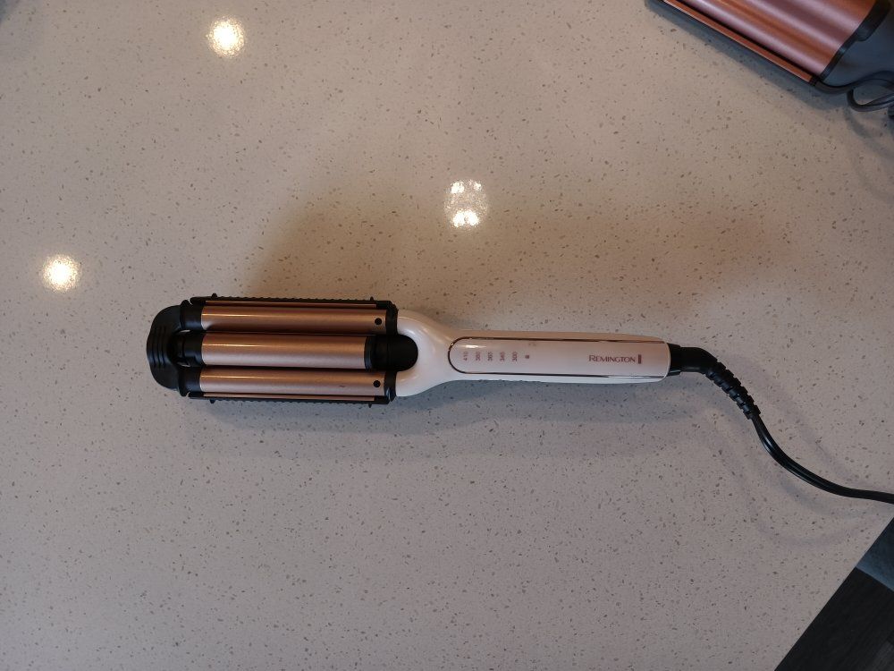 2 beach waves curling iron.