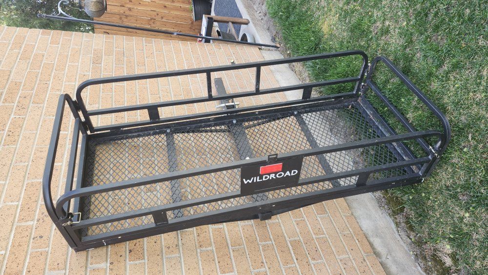 Wildroad Hitch Cargo Carrier + 20" Exten