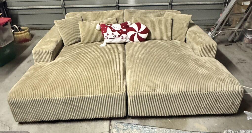 Huge 2 Pc Comfy Sofa Great Condition! Camel Color