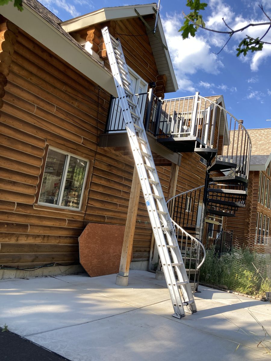 Werner D1540-2 40-Foot Extension Ladder
