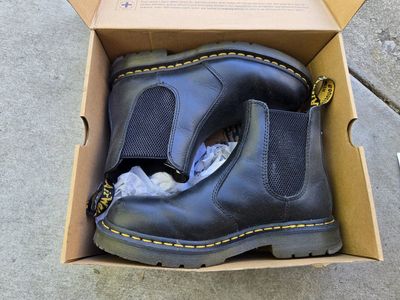 Dr. Martens PO432 SR Black Boots size 10